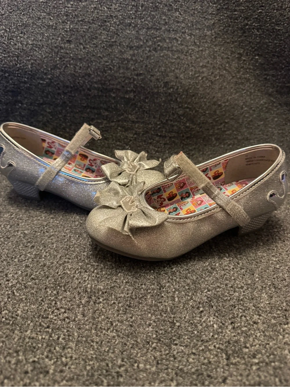 Disney Princess Girls Silver Glitter Mary Jane Heels with Bow & Crown Size 12